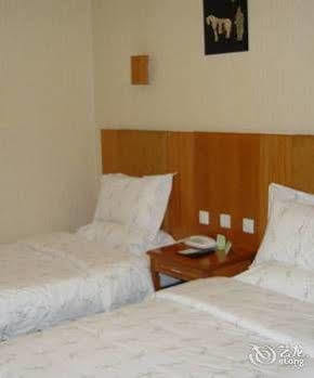 Huaqiao Hotel Linhai ภายนอก รูปภาพ