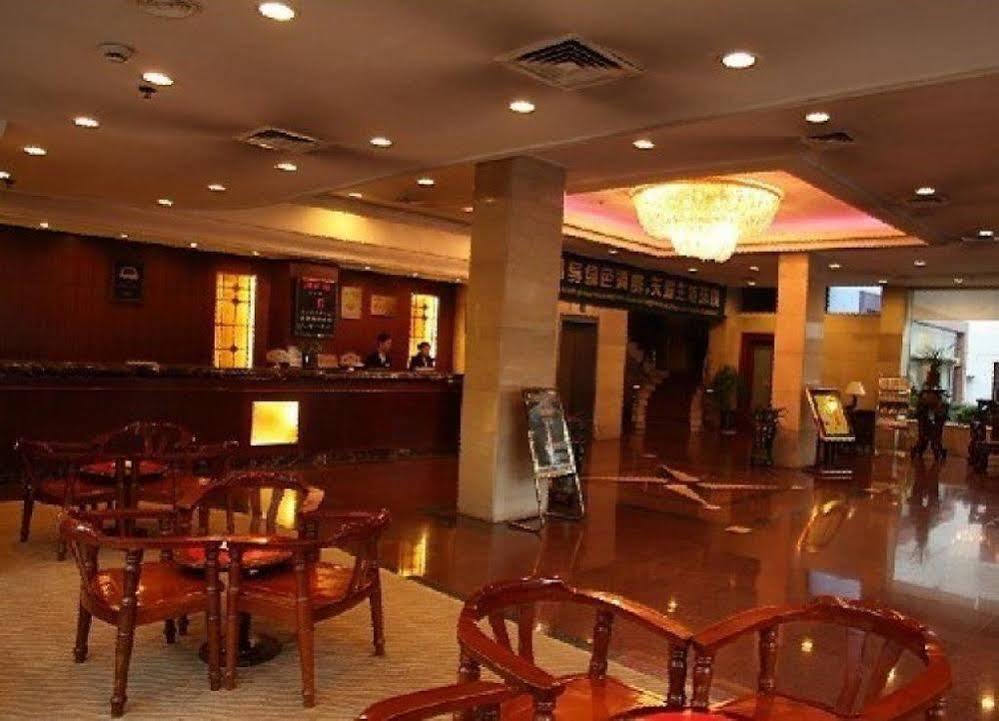 Huaqiao Hotel Linhai ภายนอก รูปภาพ
