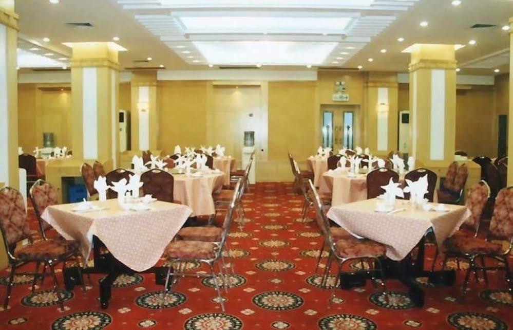 Huaqiao Hotel Linhai ภายนอก รูปภาพ