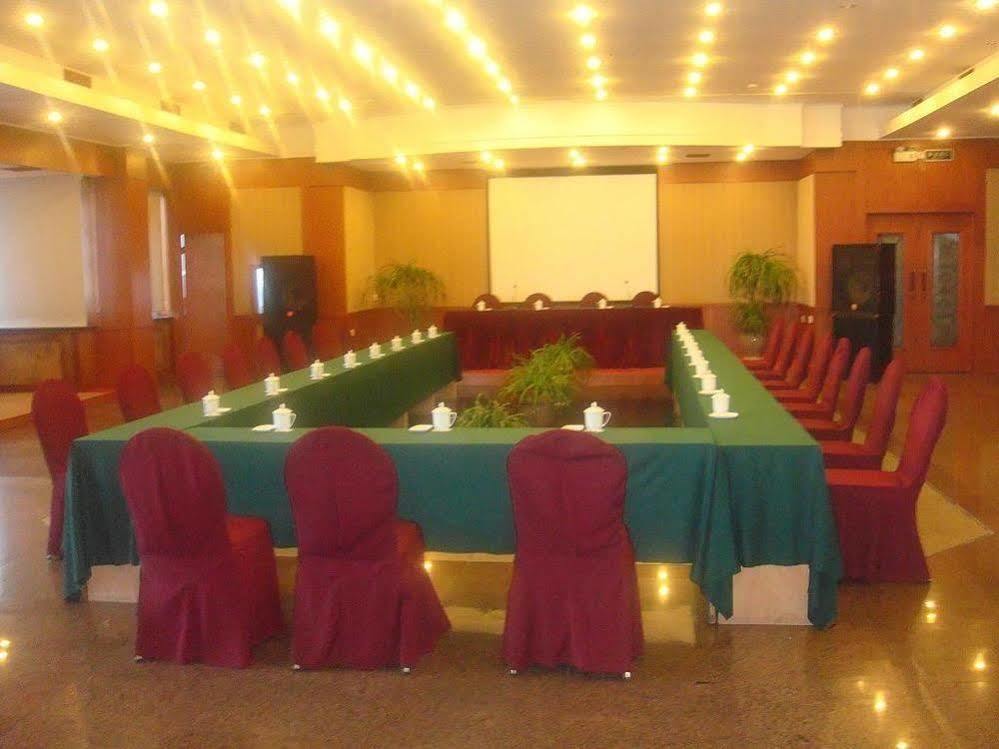 Huaqiao Hotel Linhai ภายนอก รูปภาพ