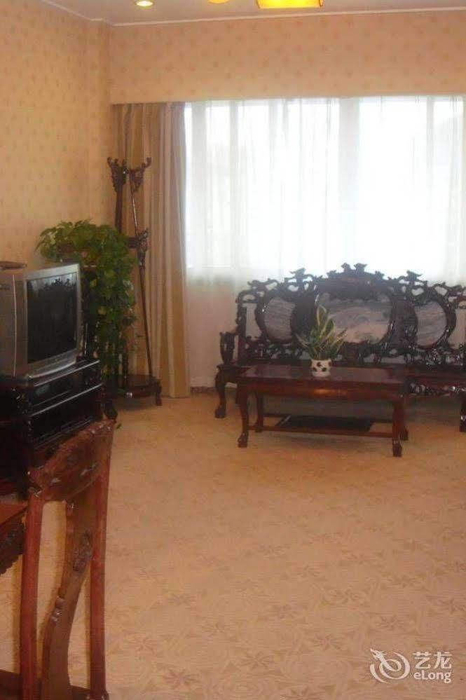 Huaqiao Hotel Linhai ภายนอก รูปภาพ