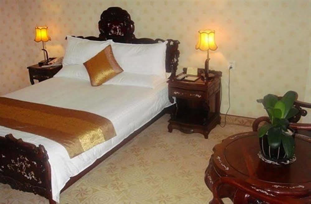 Huaqiao Hotel Linhai ภายนอก รูปภาพ